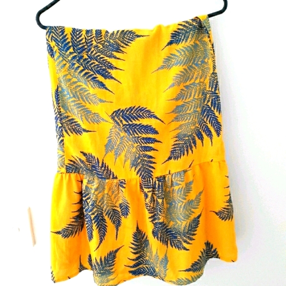 Temt Top and skirt - Picture 8 of 11